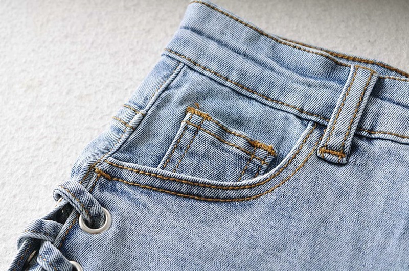 Fashionable And Personalized Bow Denim Shorts For Women - Image 5