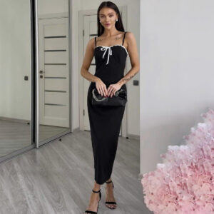 Women's Fashionable Figure-hugging Backless Strap Dress
