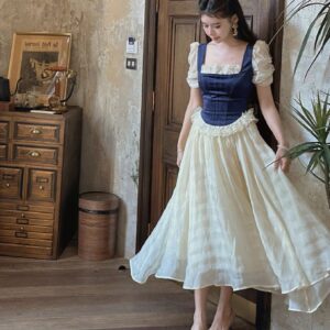 13defea1-4e25-45b5-aa00-13d0b31e6548.jpg Square Neck Bubble Sleeve Dress for Women